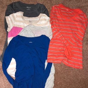 Long and short sleeve maternity shirts.